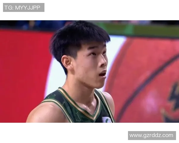 比林葳还惨！另一我国后卫在NCAA连进场时刻捞不到，总共拿到4分